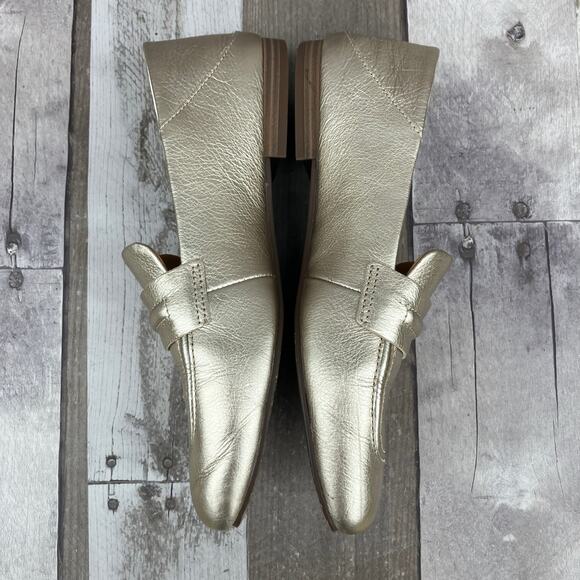 Ugg Shoes Loafers Sz 8 Leather Gold Metallic Slip On Casual Careerwear Glam - Picture 6 of 10